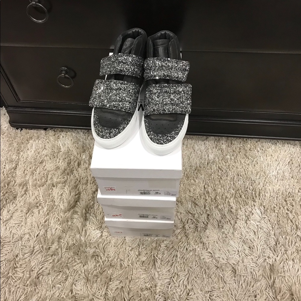 Mm6 Mason Martin Margiela glitters .